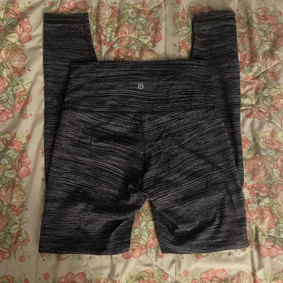 Lululemon Legging - Picture 1 of 6